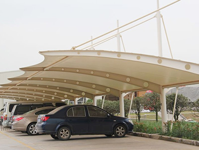 膜結(jié)構(gòu)車棚安裝的注意事項(xiàng)